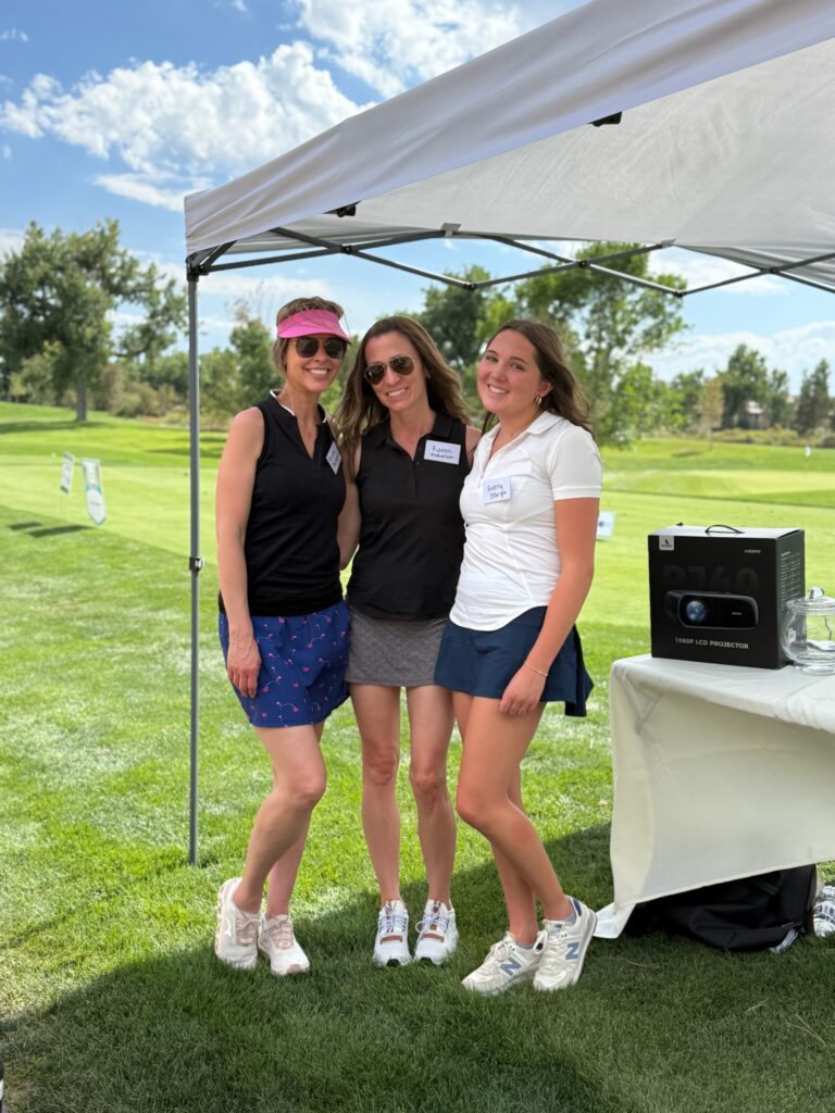 Kristen Narlinger, Karen and Avery